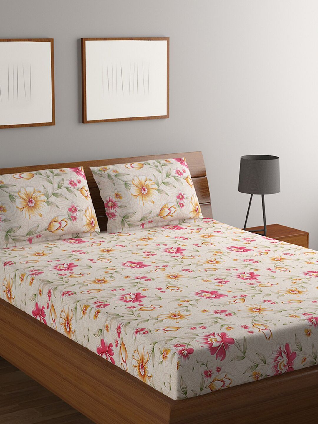 BOMBAY DYEING White & Brown Floral 140 TC King Bedsheet with 2 Pillow Covers Price in India