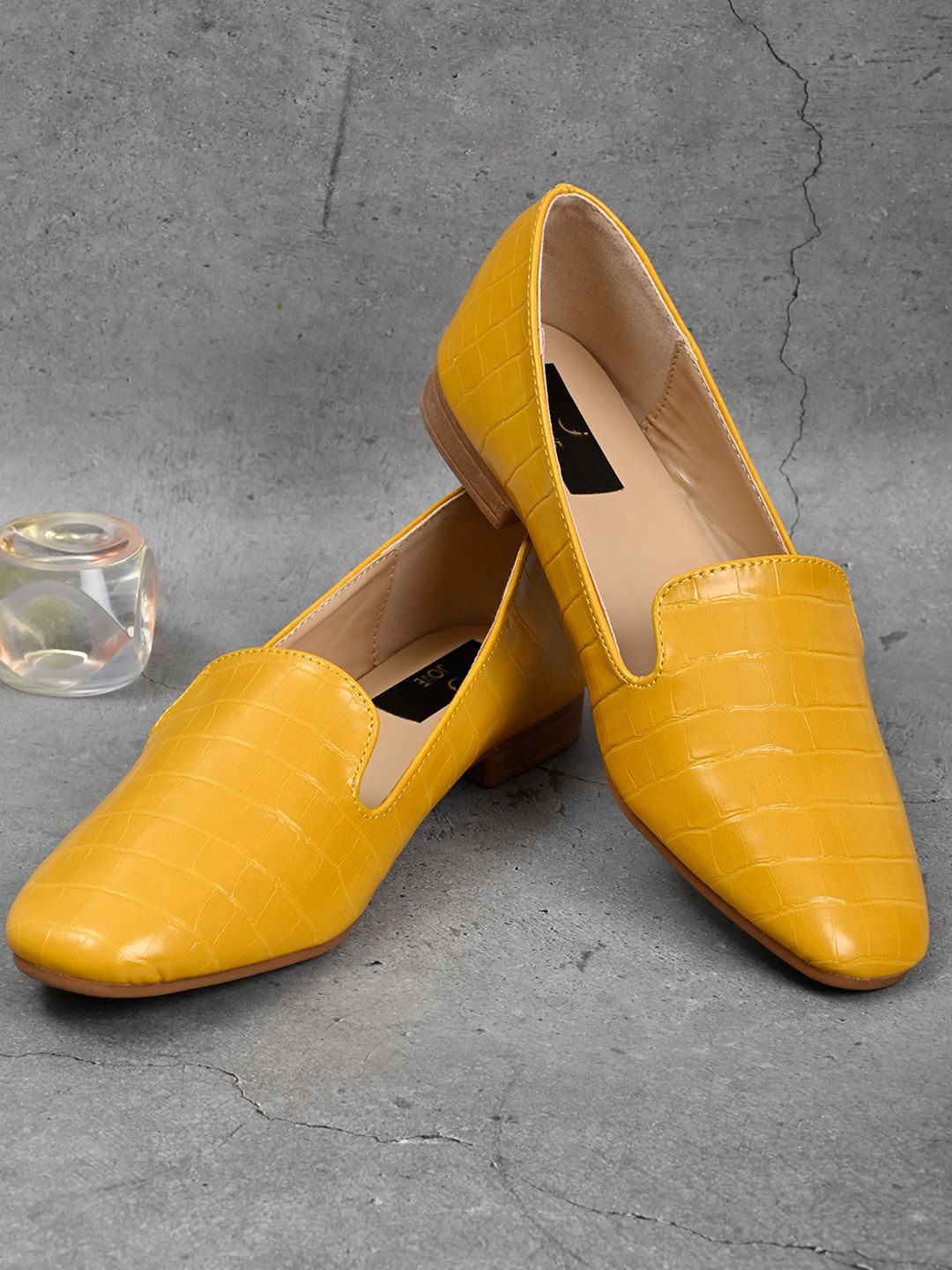 Jove Women Yellow Textured Ballerinas Flats