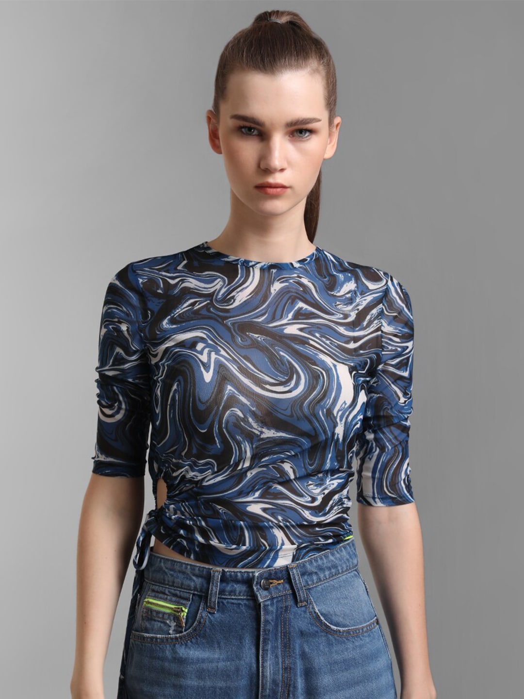 Kazo Women Blue & Black Abstract Printed Crop Fitted Top Price in India