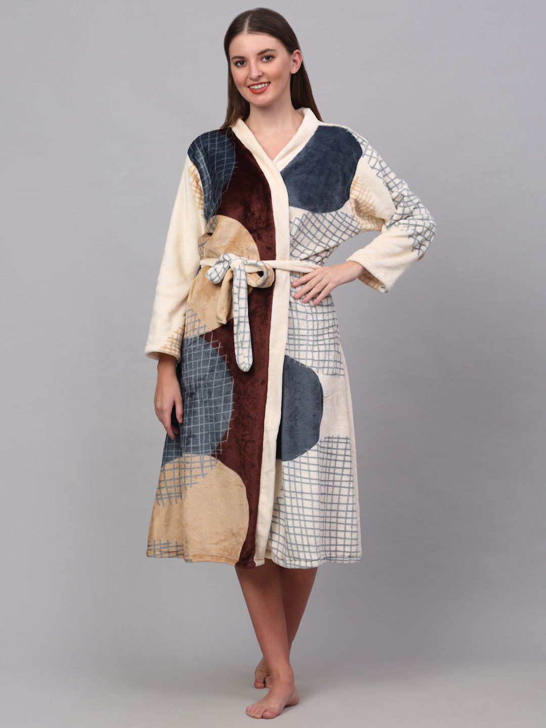 KLOTTHE Women Printed Woolen Bath Robe With Belt