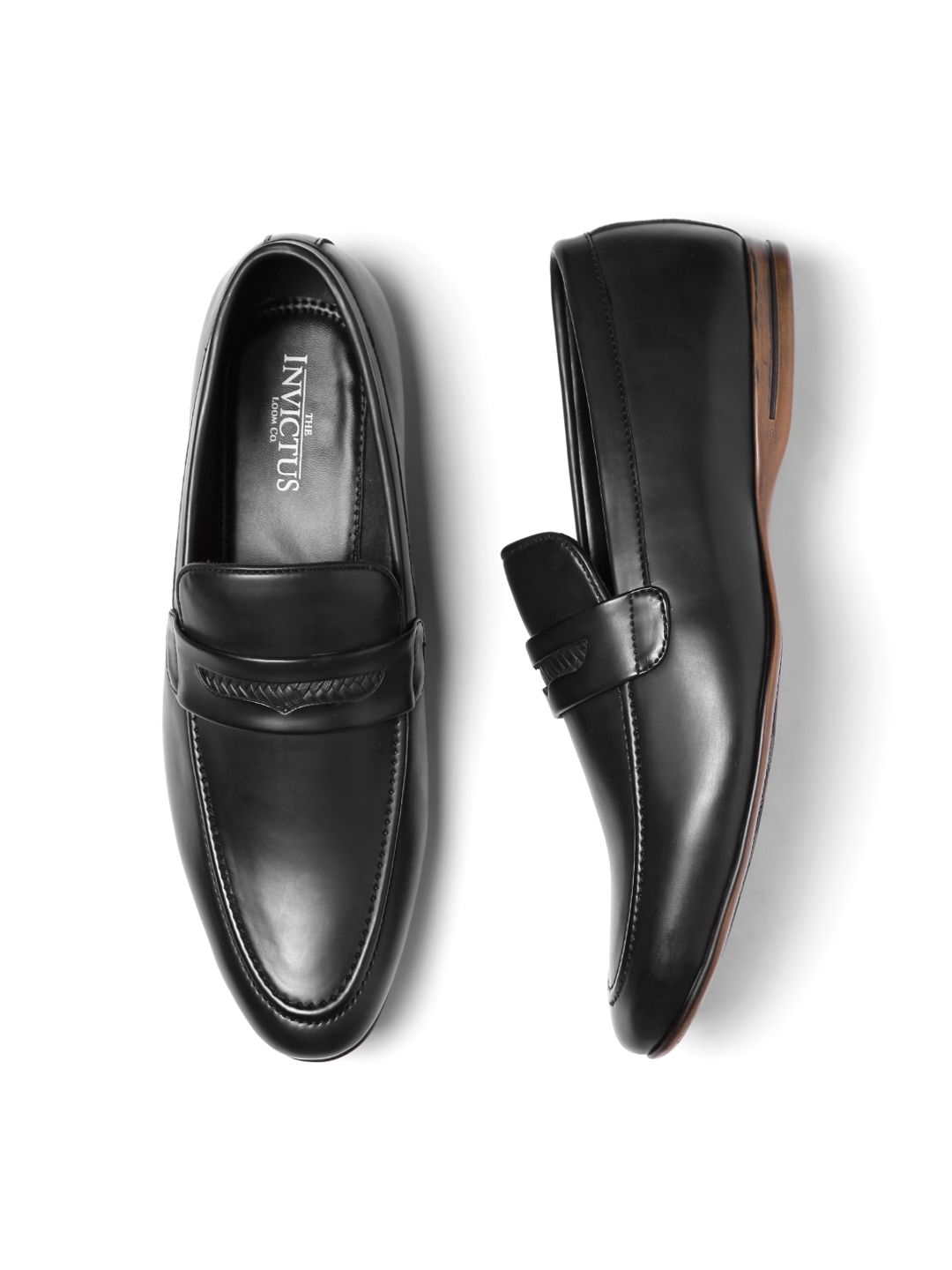 INVICTUS Men Black Semiformal Slip-Ons
