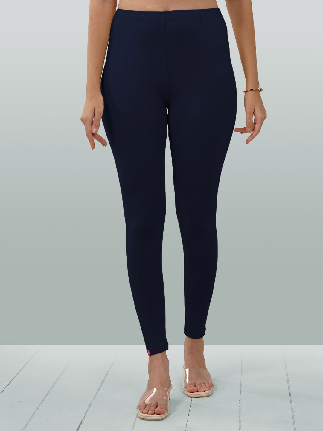 LYRA Women Navy Blue Solid Ankle Length Leggings