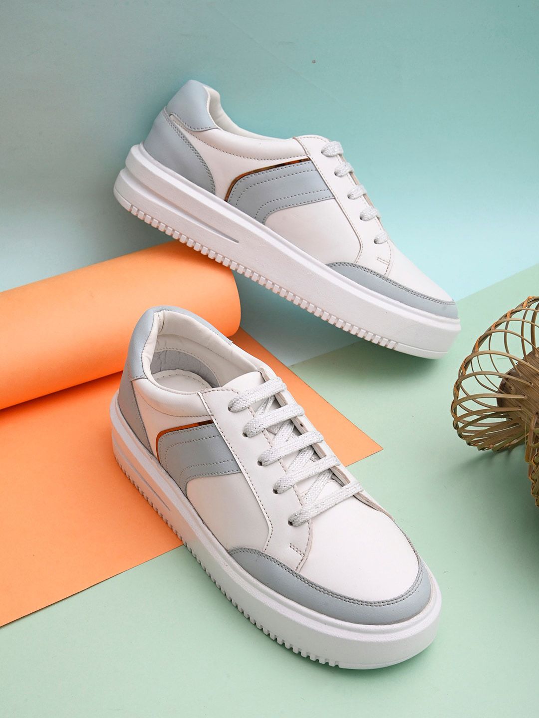 Roadster Women White Colourblocked Sneakers