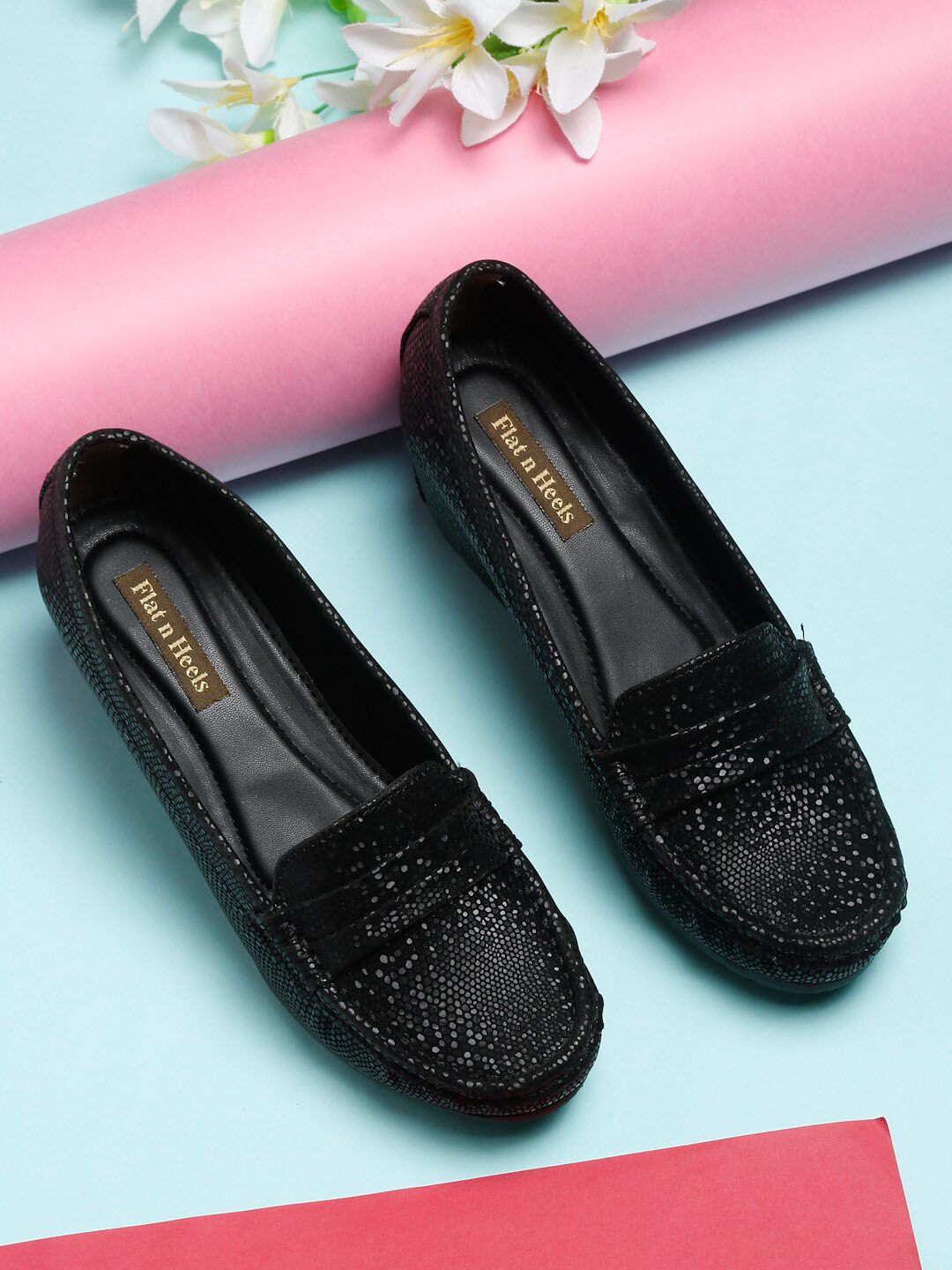 Flat n Heels Women Black Textured Loafers Price in India