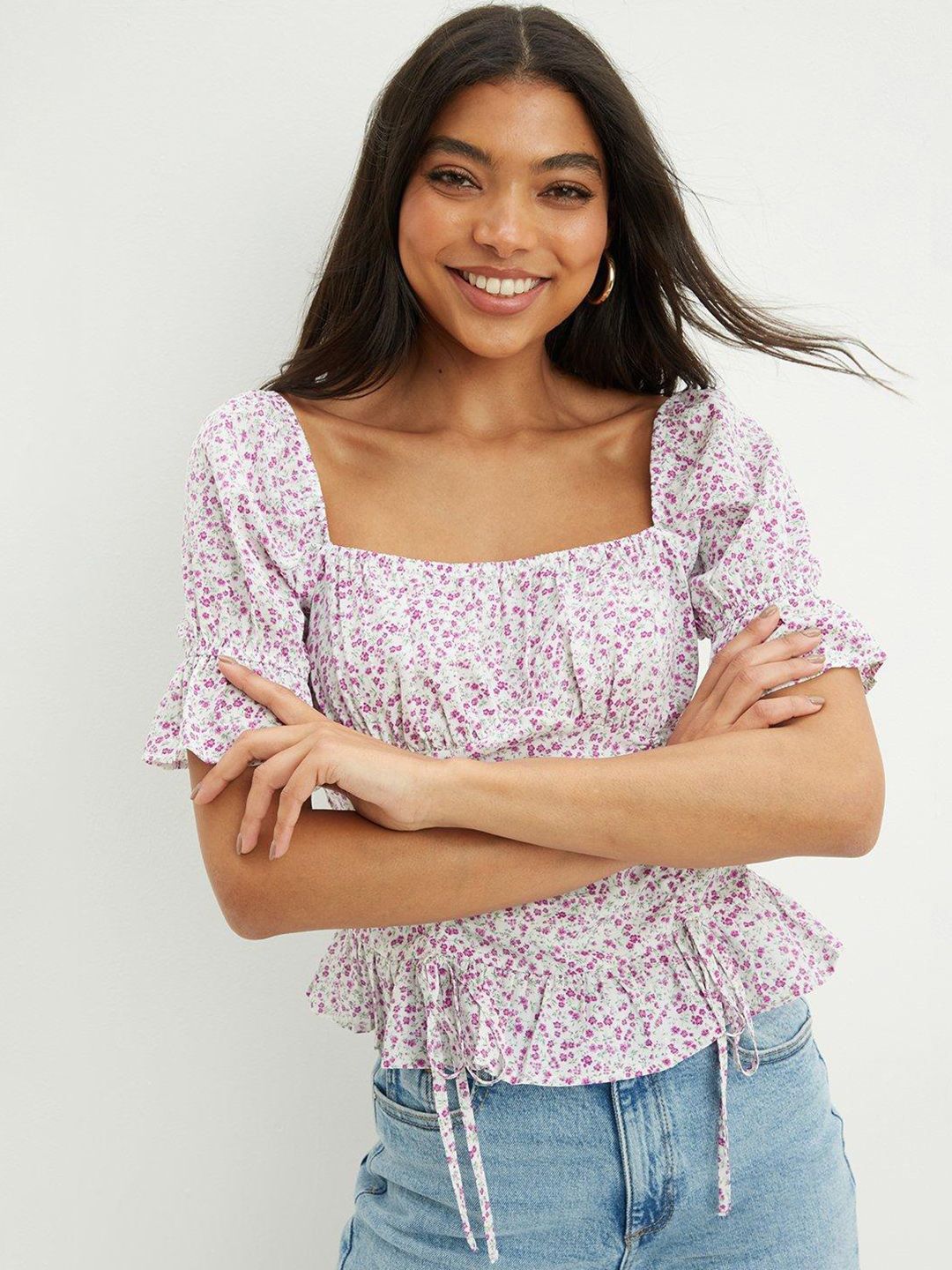 DOROTHY PERKINS Off White & Purple Floral Print Ruched Front Peplum Top Price in India