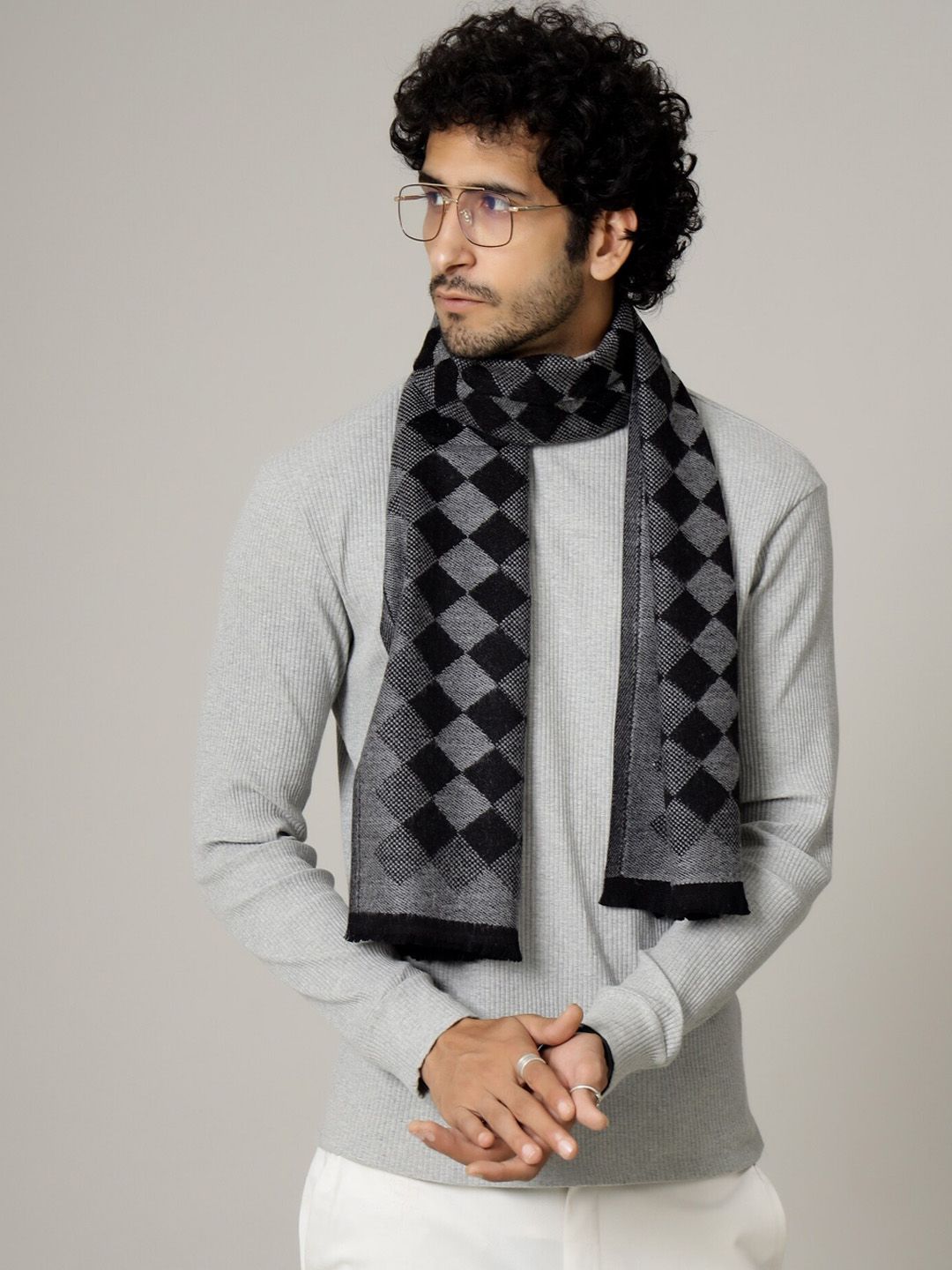 Buy HANDICRAFT PALACE Men Grey & Black Checked Wool Muffler