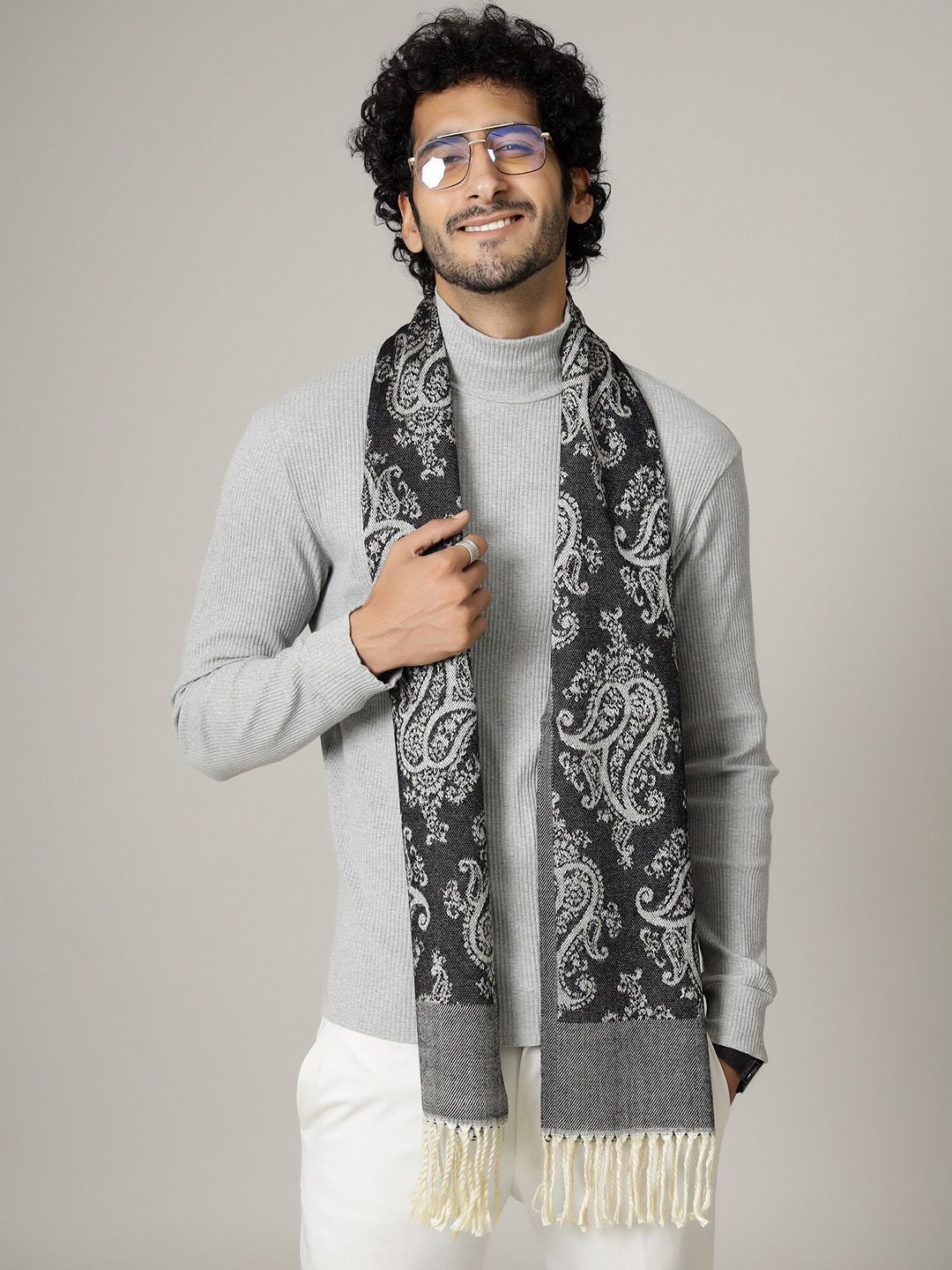 HANDICRAFT PALACE Men Black Woven Design Mufflers
