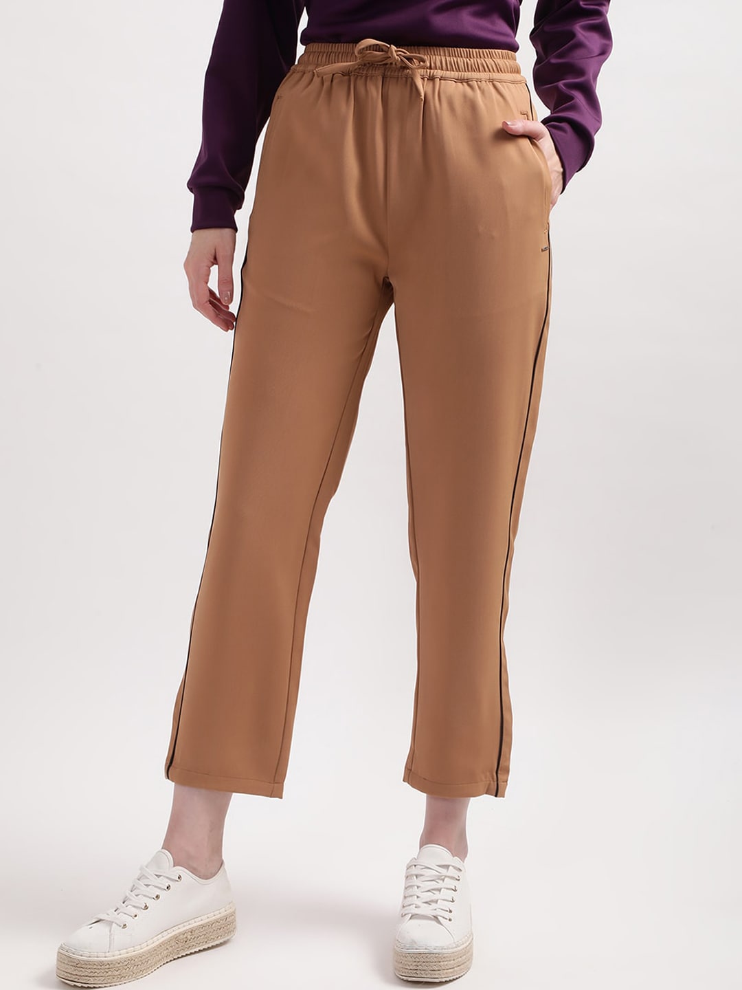 ELLE Women Brown Solid Regular Fit Cropped Trousers Price in India