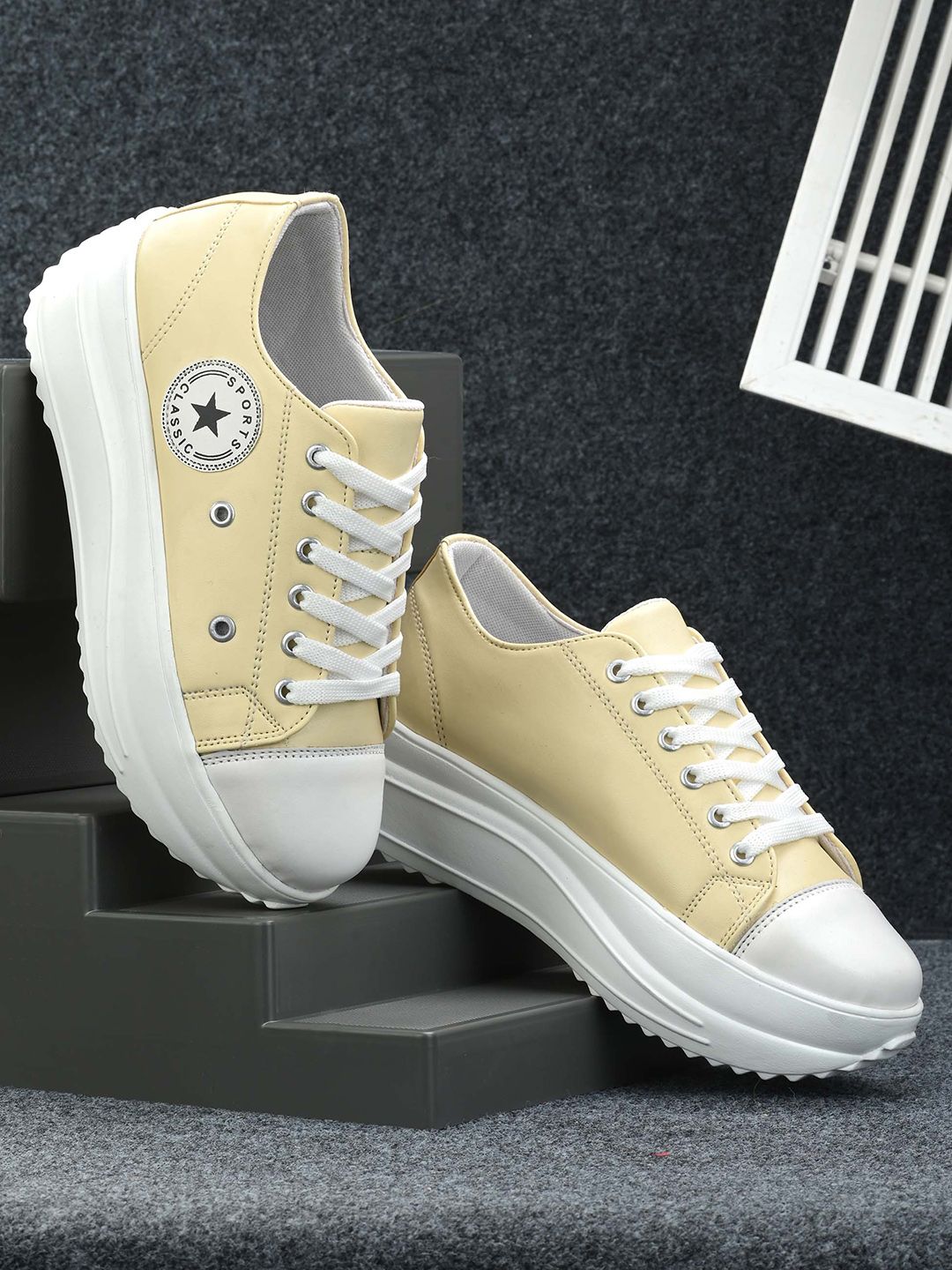 Hundo P Women Yellow & White Colourblocked Sneakers Price in India