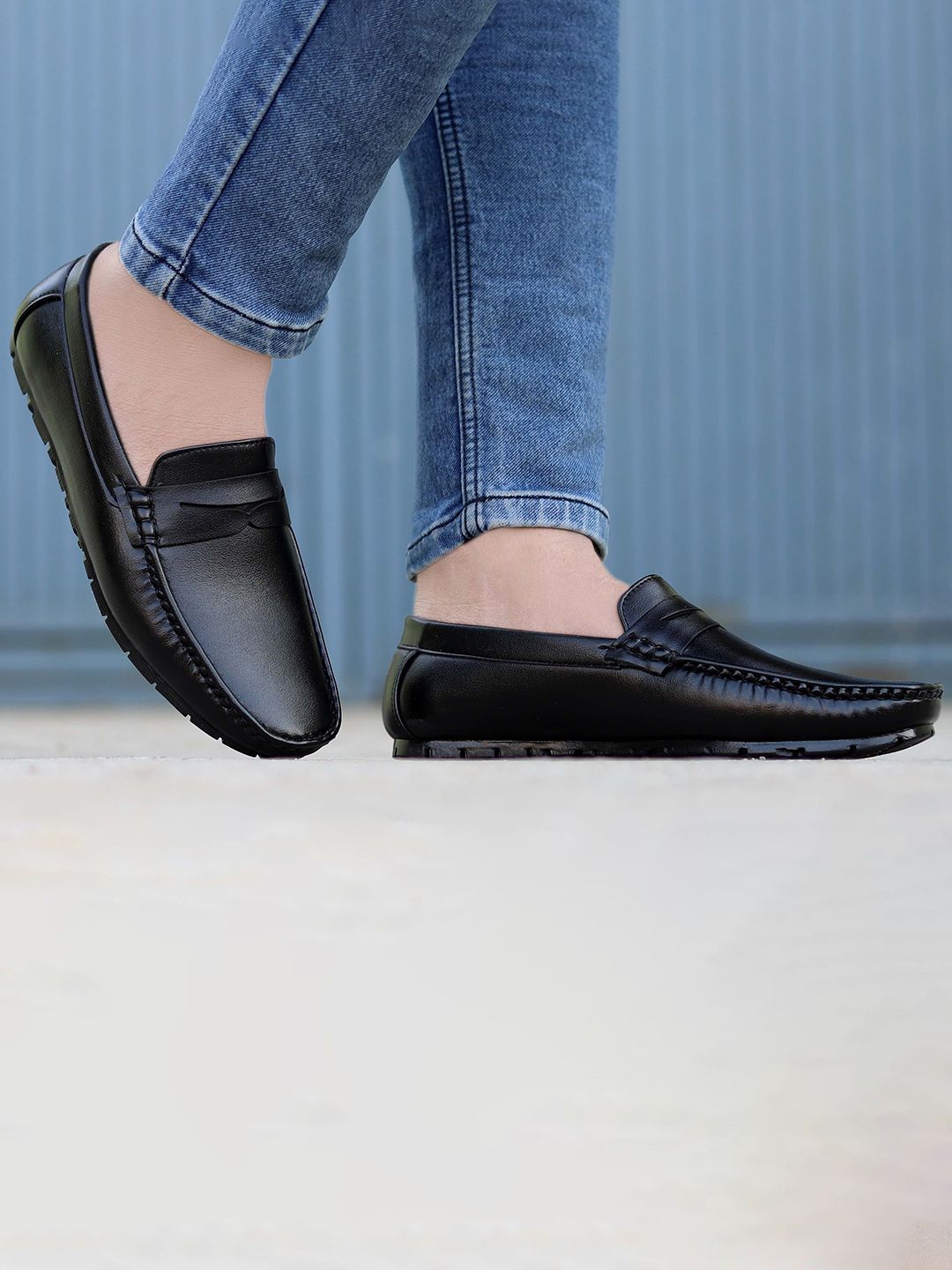 HERE&NOW Men Black Loafers