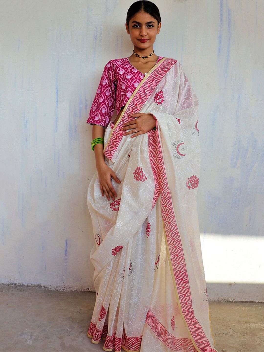 Chidiyaa Off White & Pink Embroidered Pure Silk Chanderi Saree Price in India