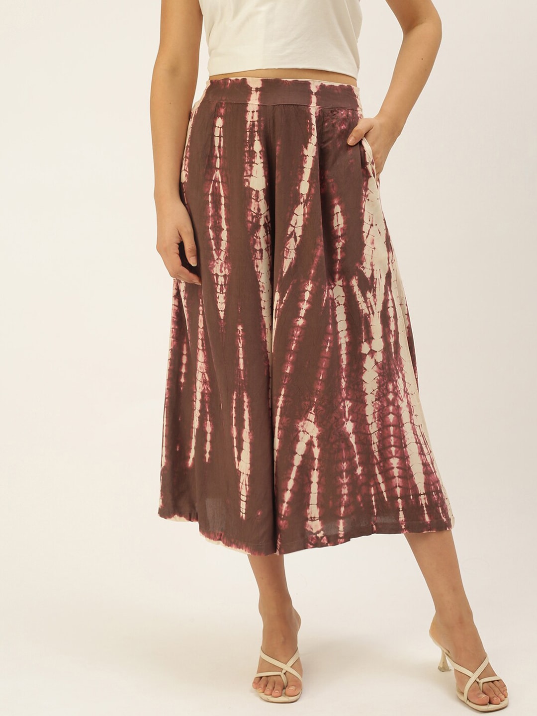 De Moza Women Mauve Tie and Dye Printed Pleated Culottes Trousers Price in India