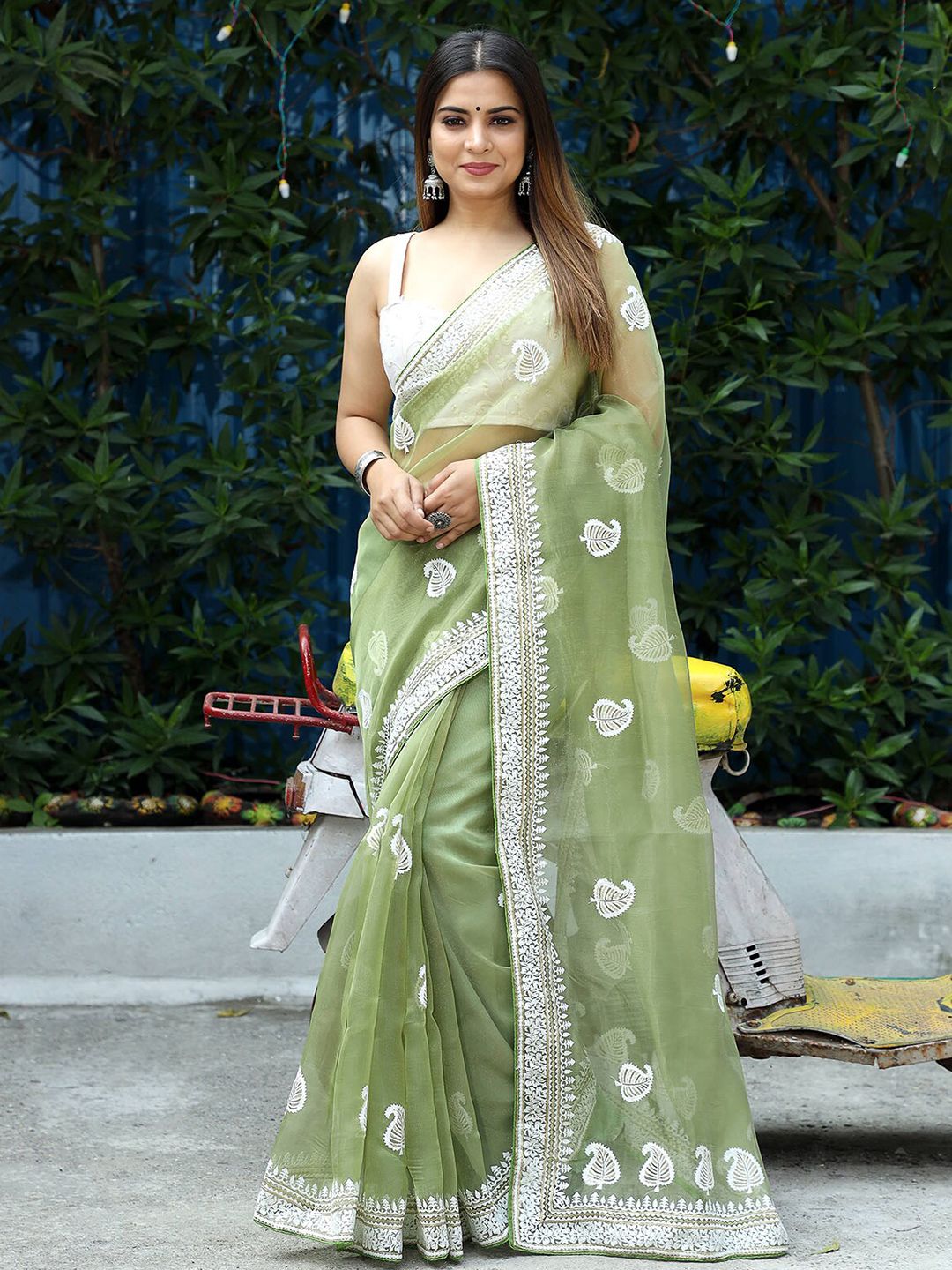 ODETTE Green & White Embroidered Organza Saree Price in India