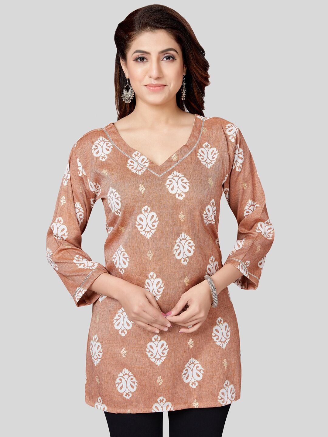 Saree Swarg Brown & Off White Ethnic Motifs Printed V-Neck Kurti Price in India