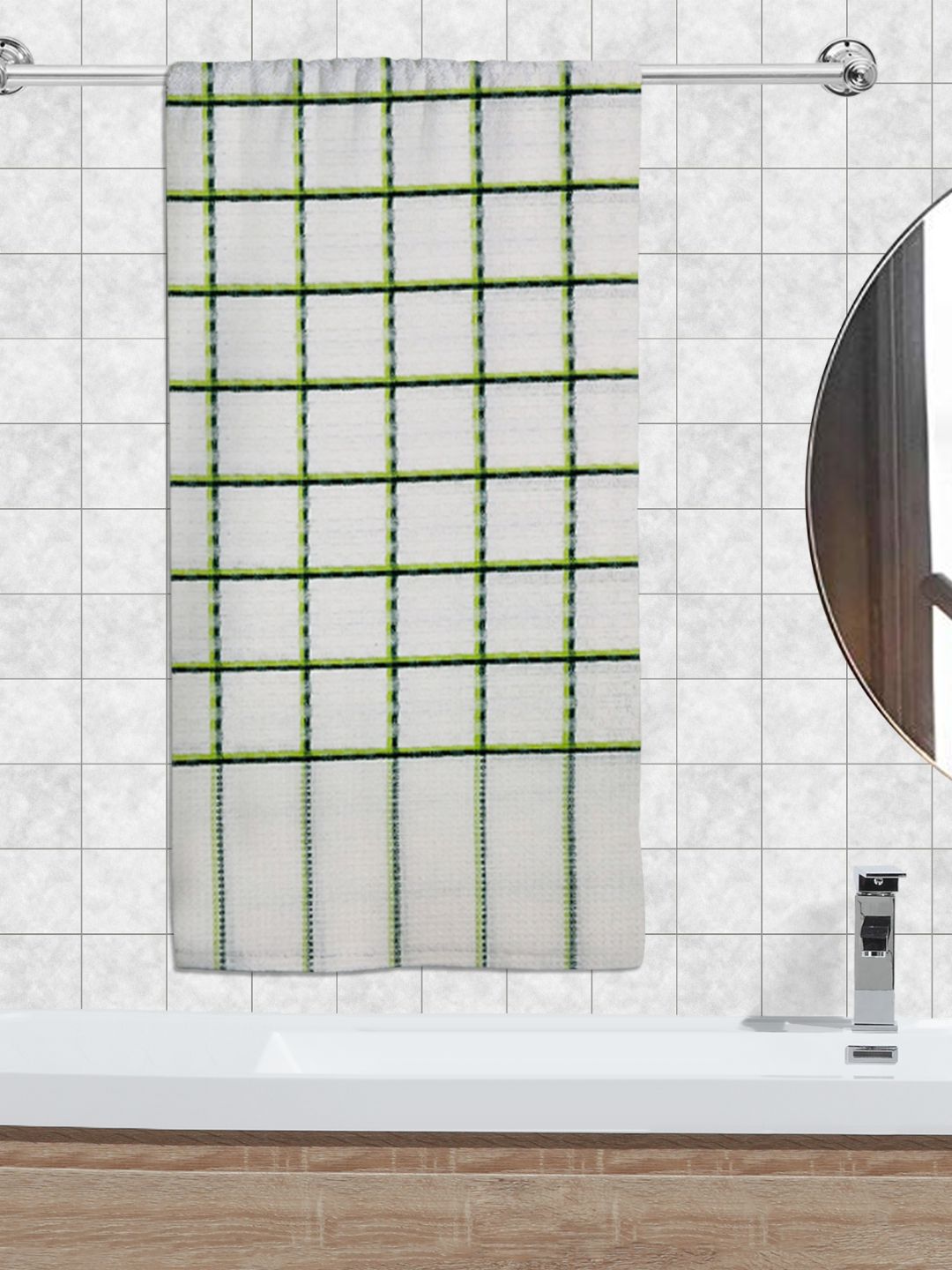 Athom Trendz Set of 2 Green & White Pure Cotton 210 GSM Striped Bath Towels