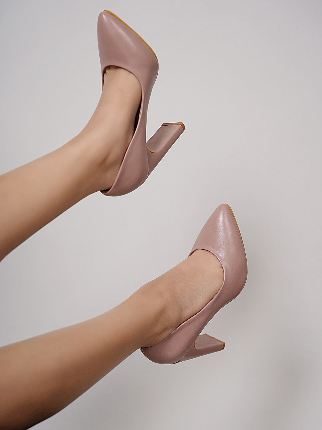 Nude 2024 coloured pumps