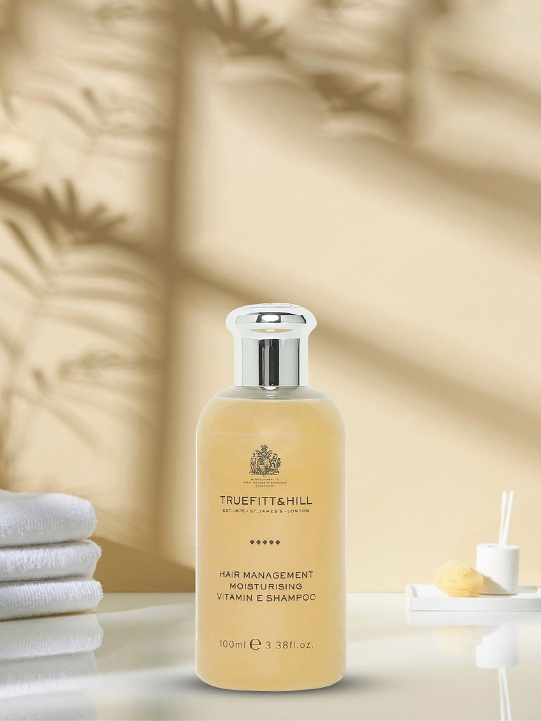 TRUEFITT & HILL Hair Management Moisturizing Vitamin E Shampoo 100ml