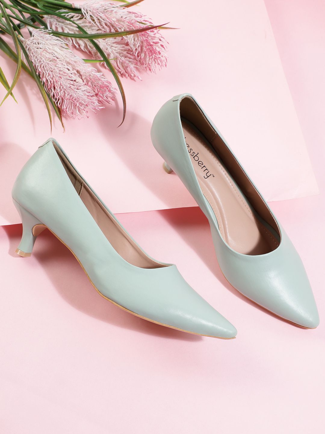 DressBerry Kitten Heel Pumps