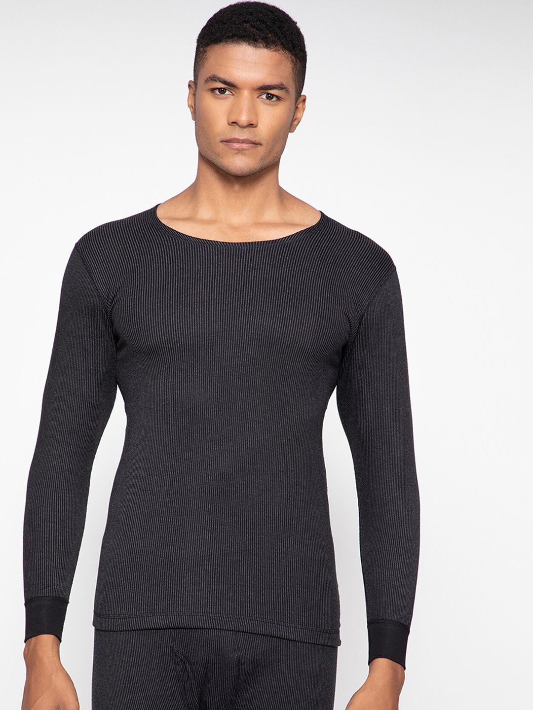 SPORTO Men Black Striped Ultima Thermal T-Shirt