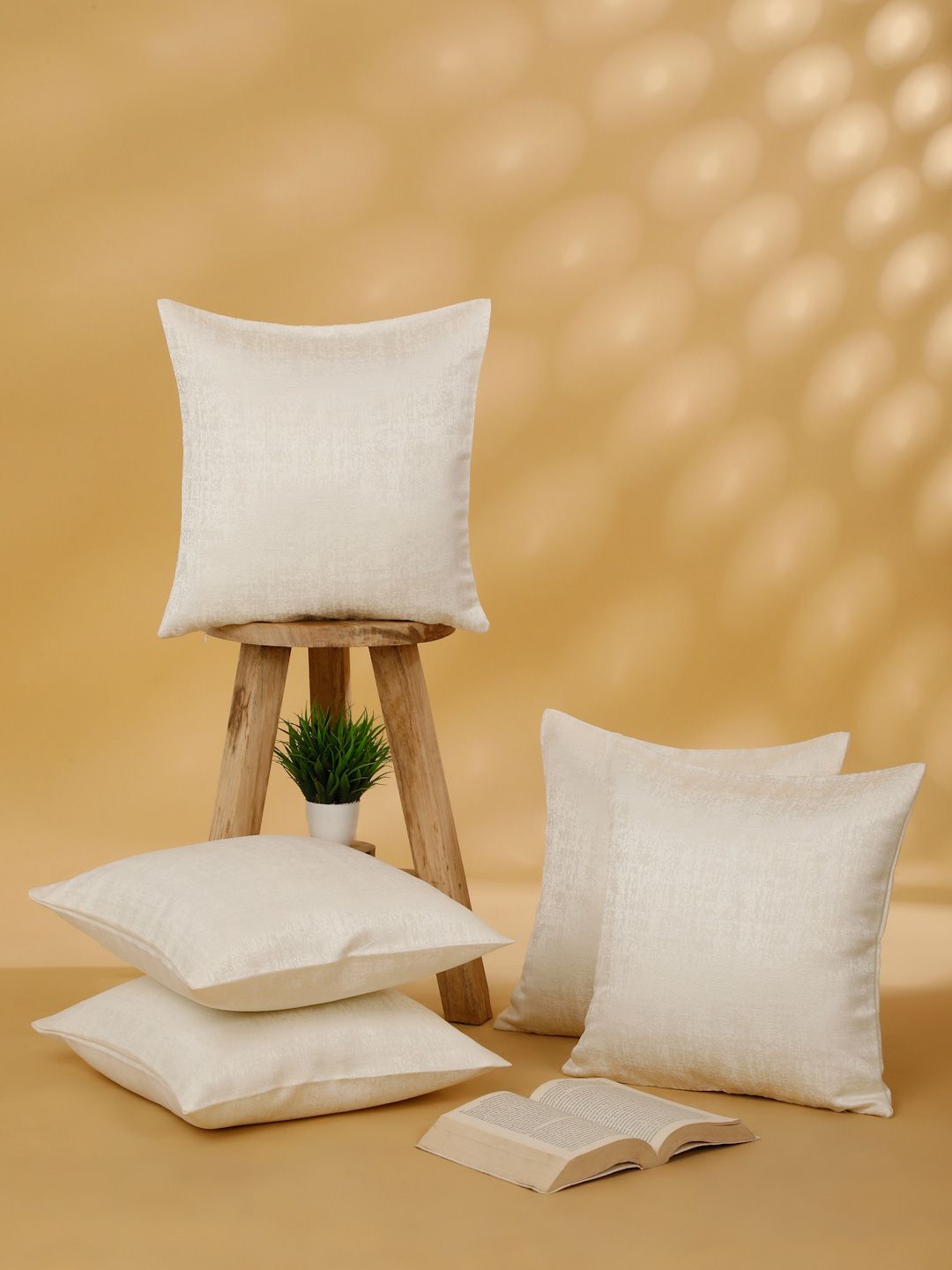 ROSARA HOME ROSARA HOME Cream-Coloured Set of 5 Square Cushion Covers
