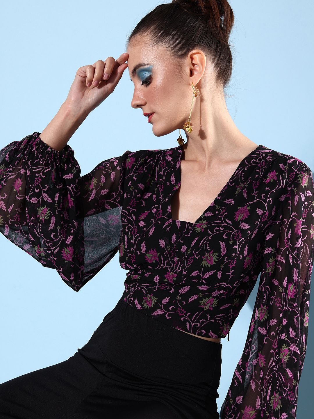 QUIERO Black & Pink Floral Print Bishop Sleeves Crop Top Price in India