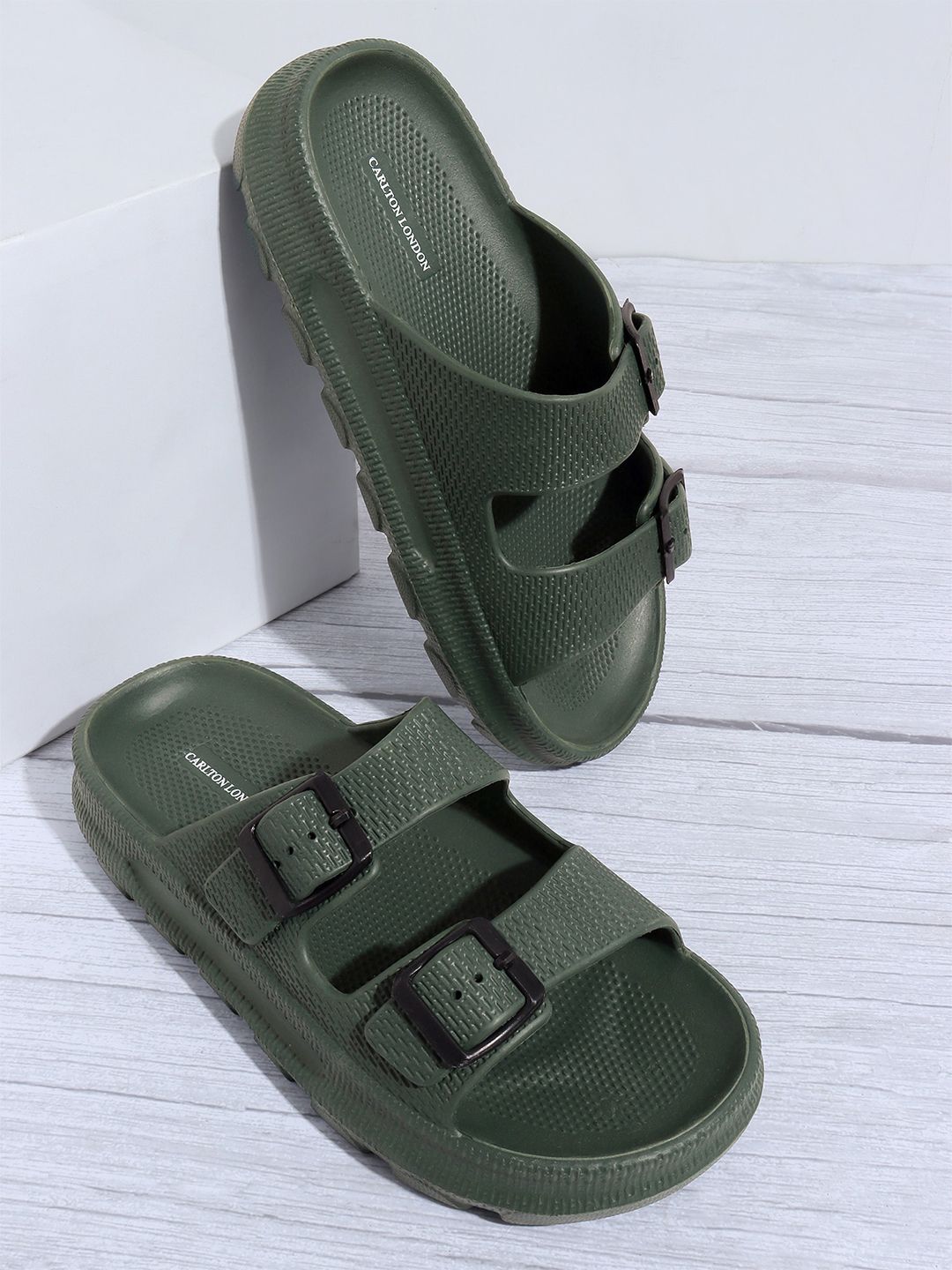 Carlton London Men Olive Green Rubber Sliders