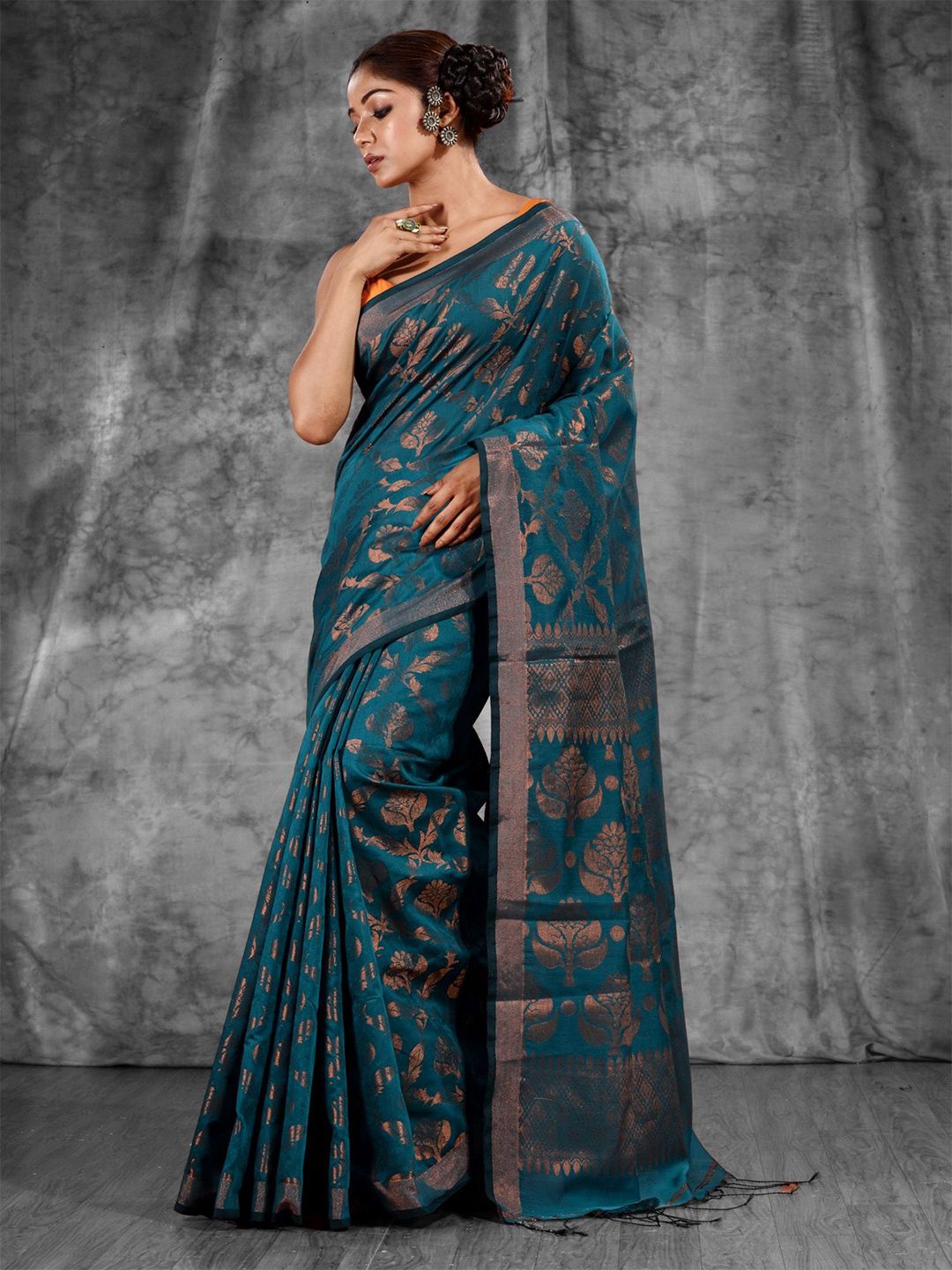 Charukriti Green & Gold-Toned Woven Design Zari Saree Price in India