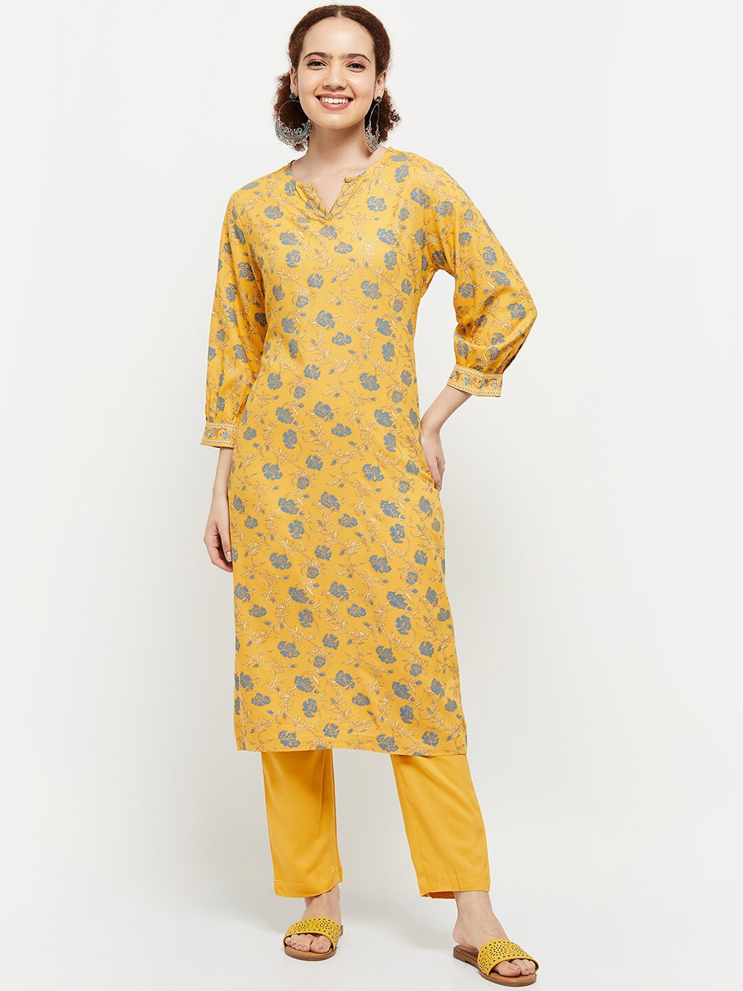max Floral Printed Kurta with Trousers Price in India