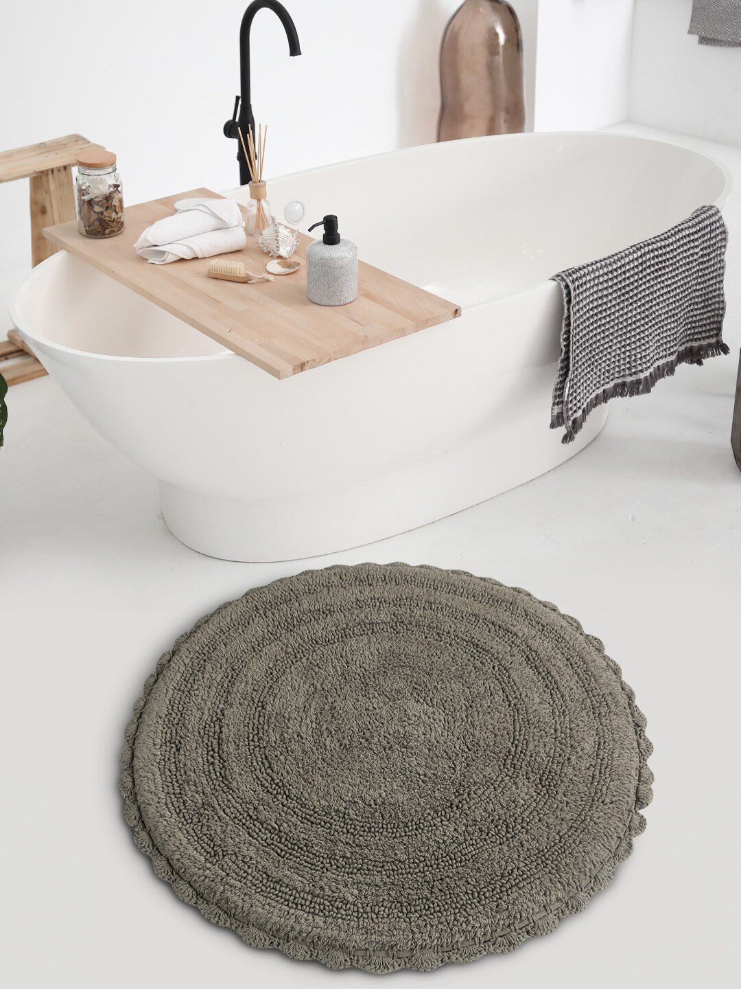 SASHAA WORLD 2000 GSM Anti-Skid Bath Rug