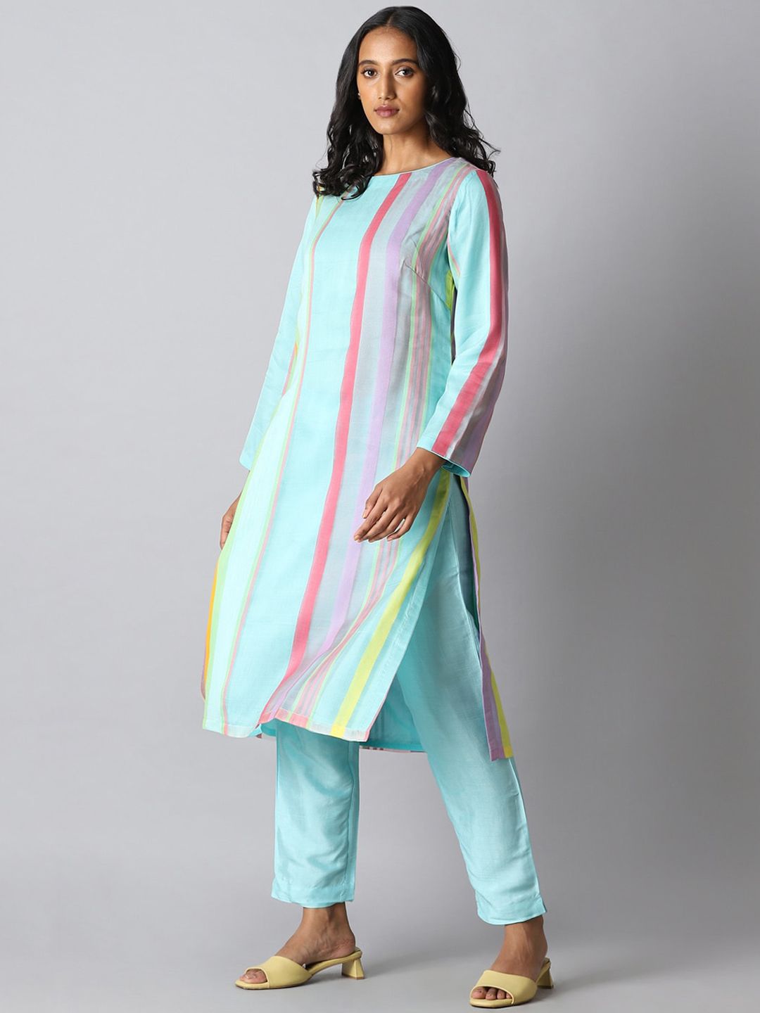 Taneira Women Blue Printed Pure Cotton Kurta with Trousers Price in India