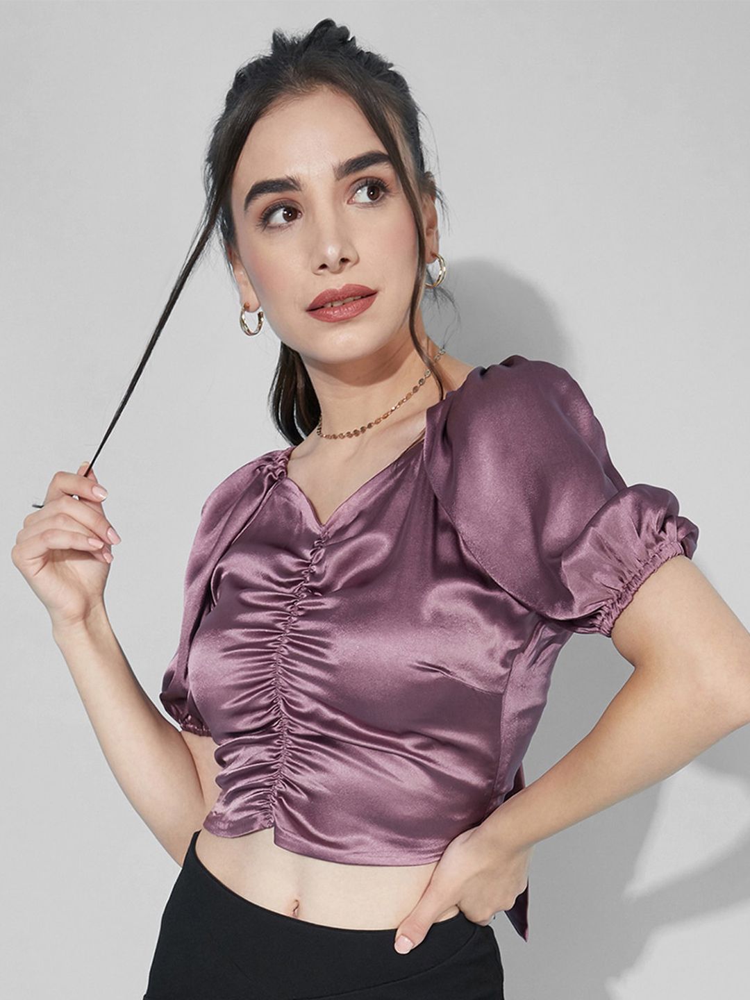 Selvia Sweetheart Neck Satin Crop Top Price in India