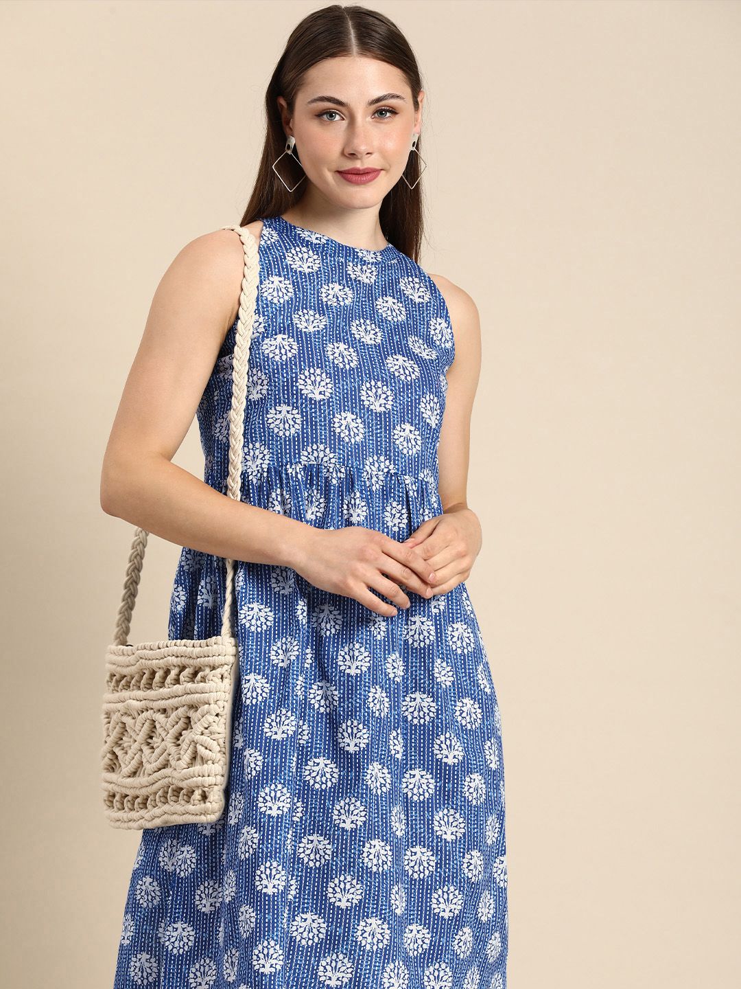 Anouk Ethnic Motifs Printed Pure Cotton Sleeveless A-Line Dress Price in India