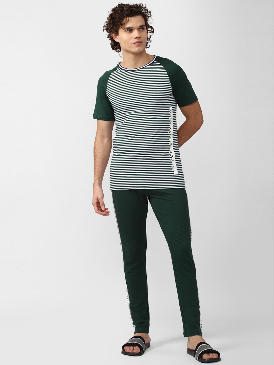 Peter England Men Striped Pure Cotton Night suit