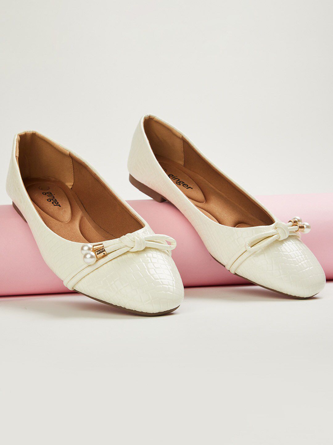 Ginger by Lifestyle Women Embellished Ballerinas with Bows Flats Price in India