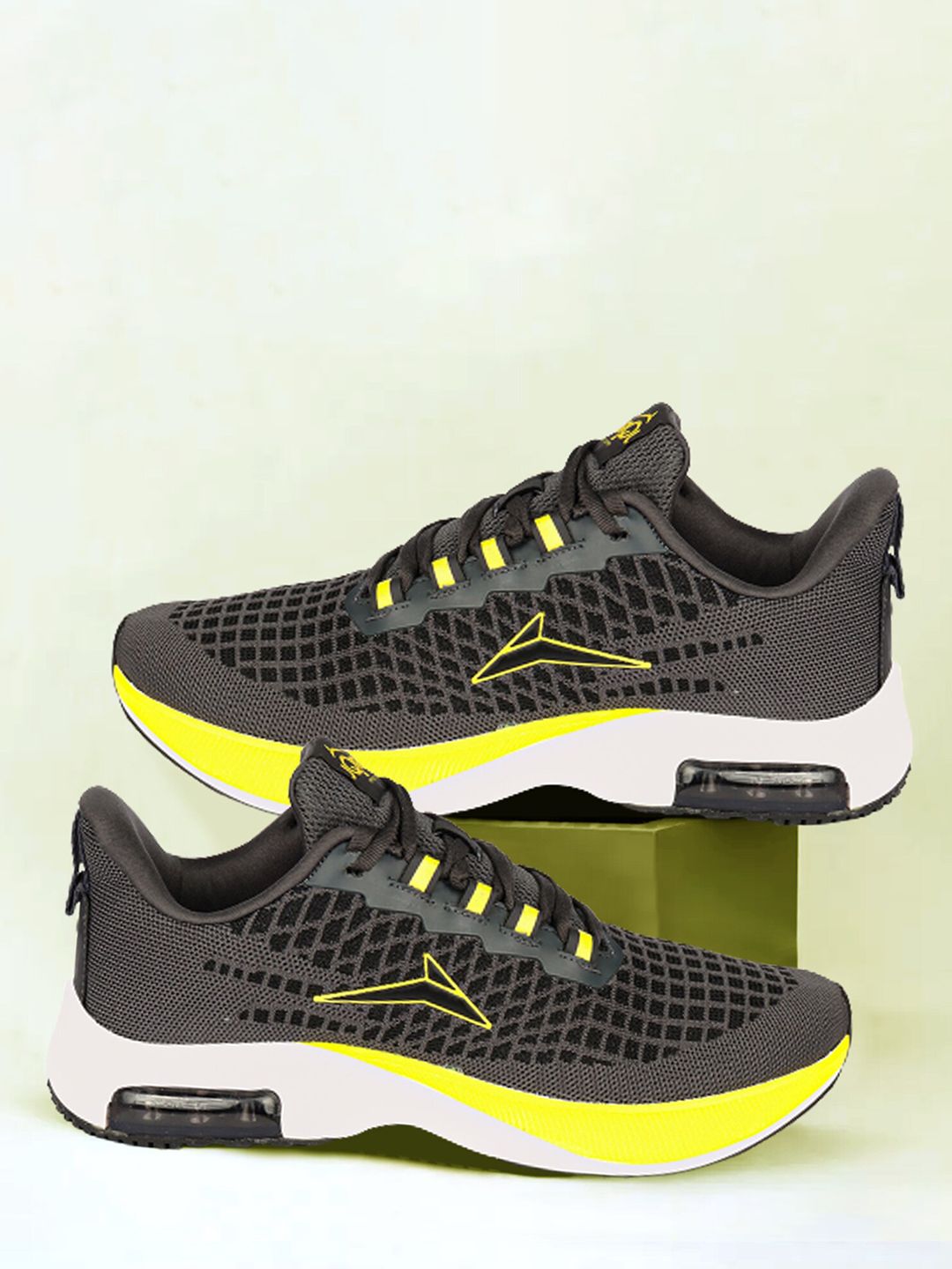 JQR Men ADVENTURE Mesh Running Shoes