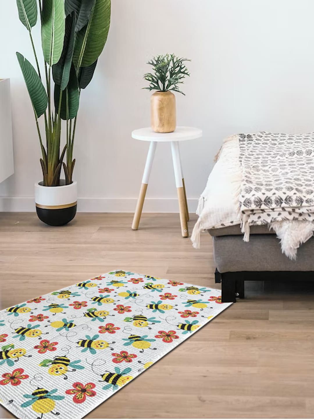 Mona B Kids White Printed Dhurrie Carpet Rug
