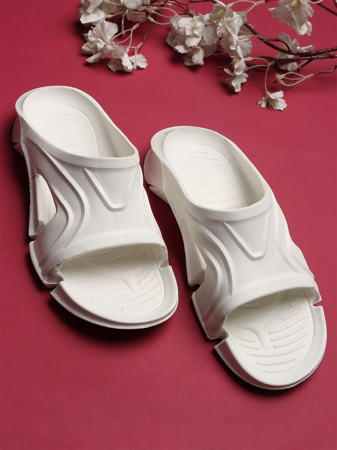 Carlton London Men Rubber Sliders