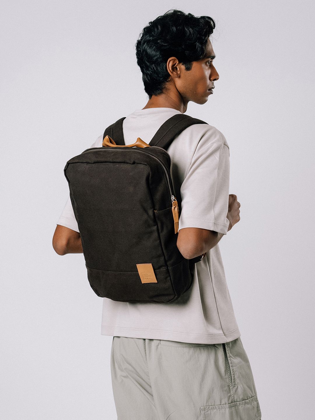 Padded Backpack DailyObjects All Clove 9 to 9 Backpack