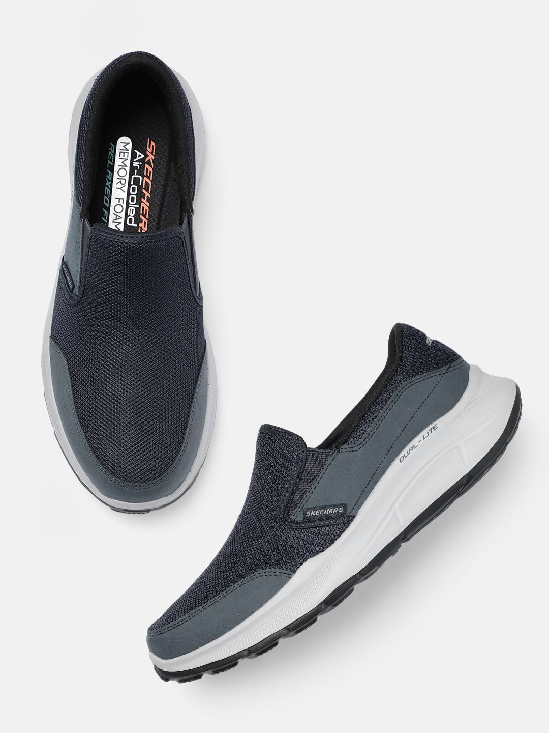 skechers relaxed fit air cooled memory foam dual lite