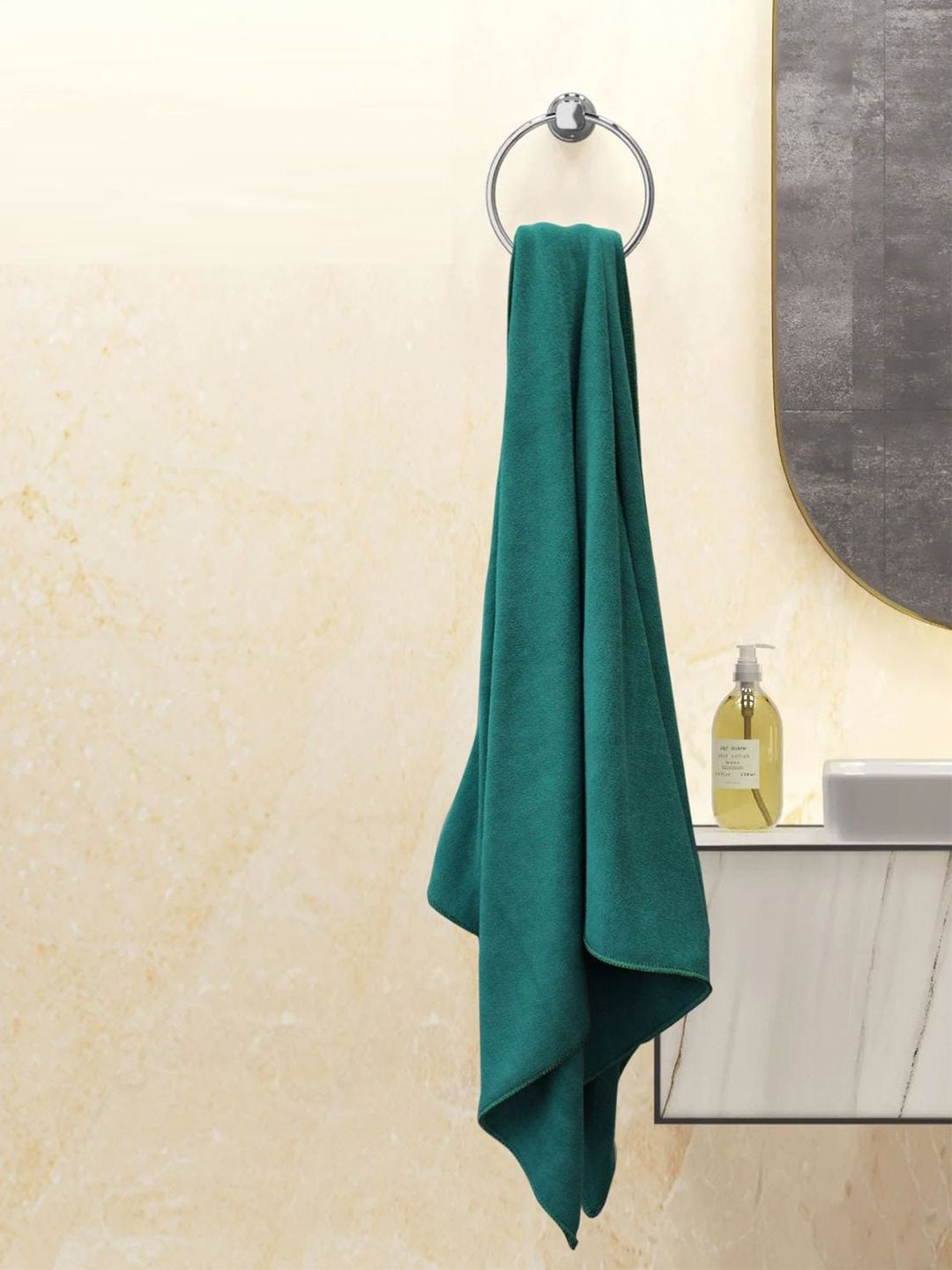 Lushomes Green 300 GSM Cotton Quick Dry Bath Towel