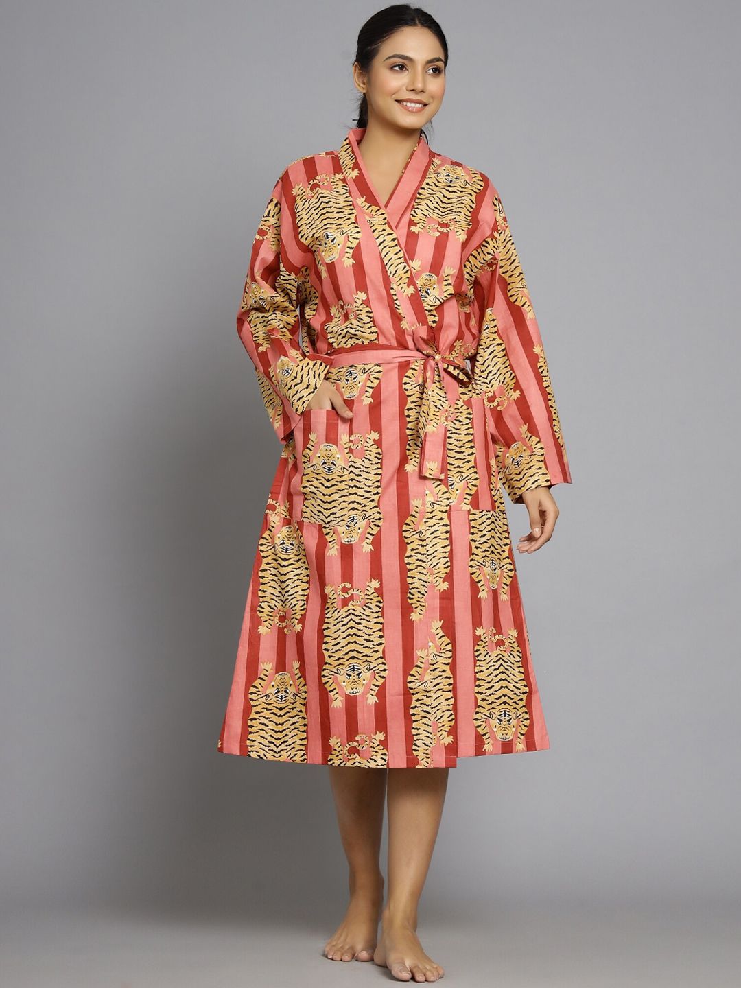 HANDICRAFT PALACE Pink & Beige Tiger Printed Pure Cotton Bath Robe