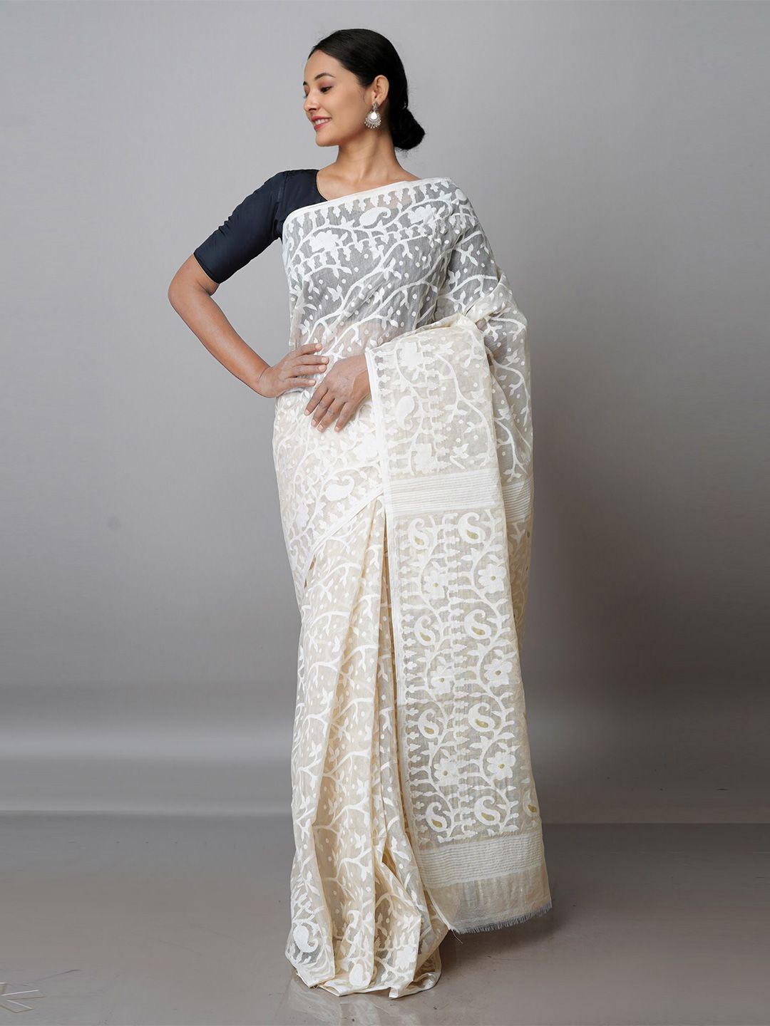 Unnati Silks Off White Floral Pure Cotton Jamdani Saree Price in India