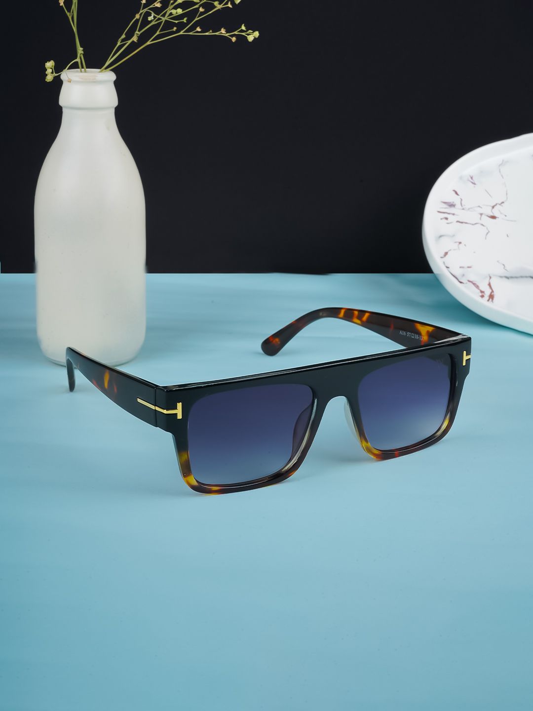 Voyage Wayfarer Sunglasses with UV Protected Lens