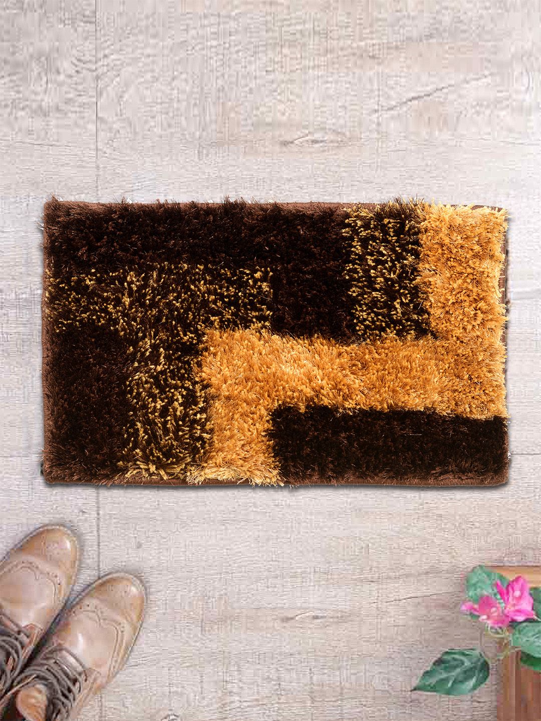 ROMEE Brown Polyester Shaggy Doormat Price in India