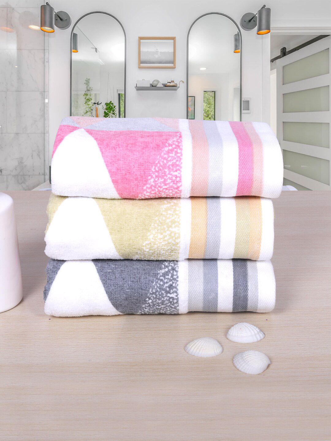RANGOLI Pink & Grey Set Of 3 Printed 500 GSM Pure Cotton Hand Towels