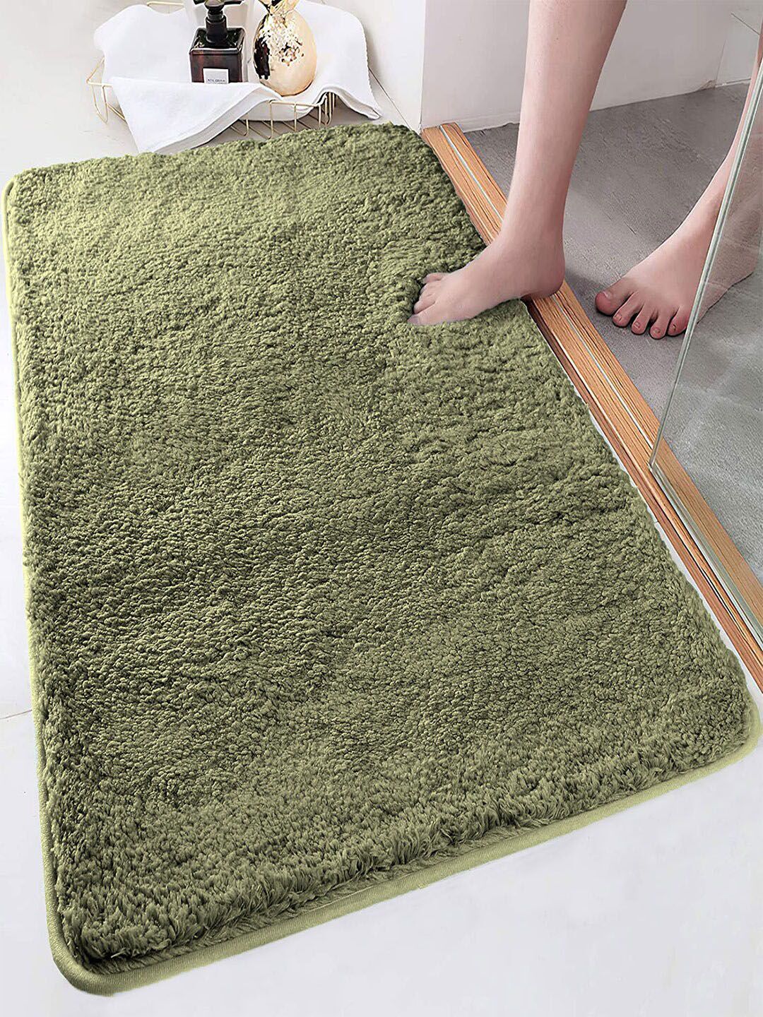 LUXEHOME INTERNATIONAL Vegas Green 2800 GSM Ultra Soft Microfiber Anti-Skid Bath Rugs