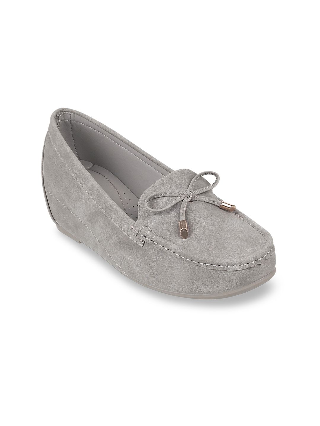 Mochi Women Solid Loafers Price in India