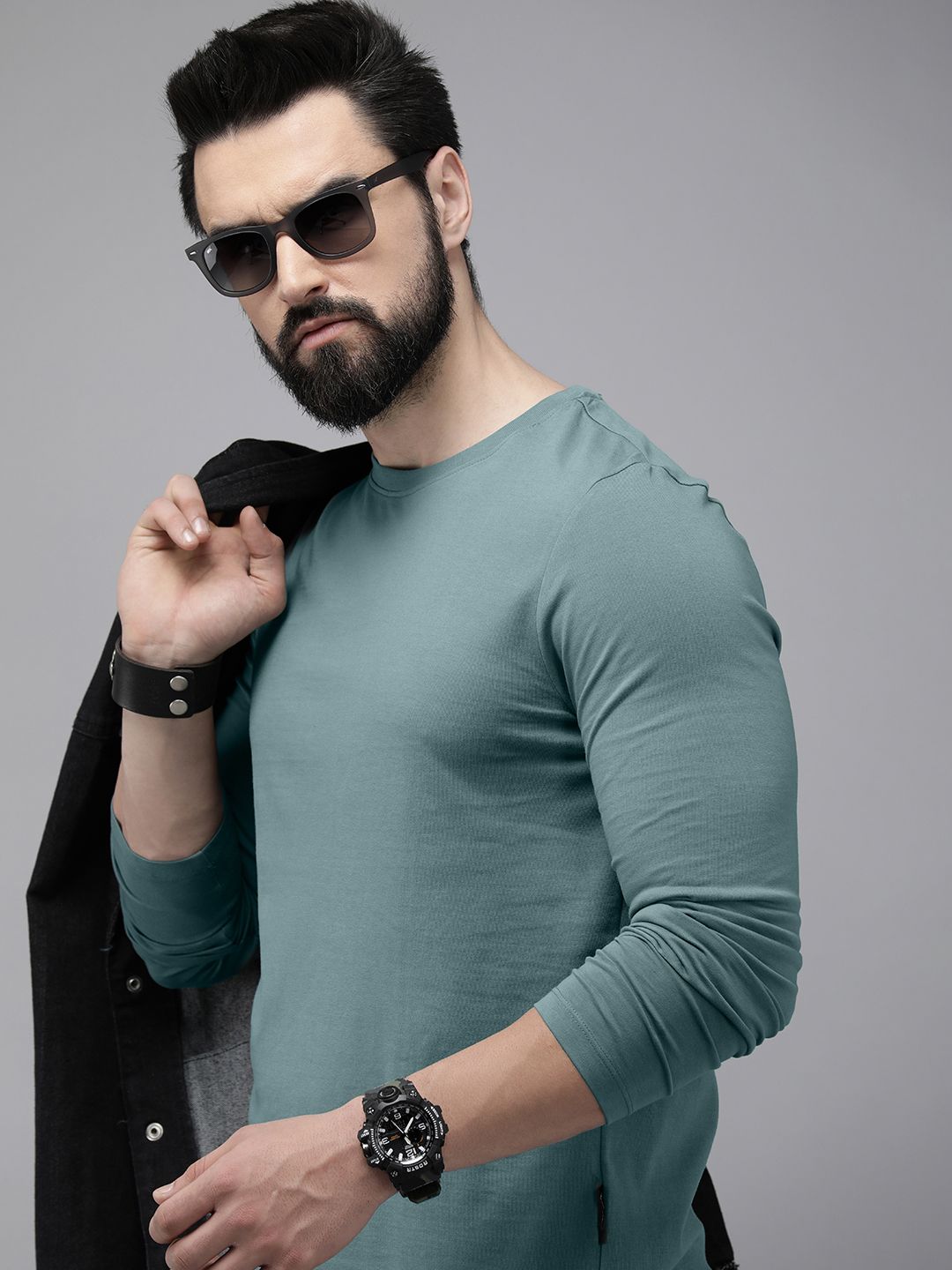 The Roadster Lifestyle Co. Men Pure Cotton Solid Round Neck T-shirt