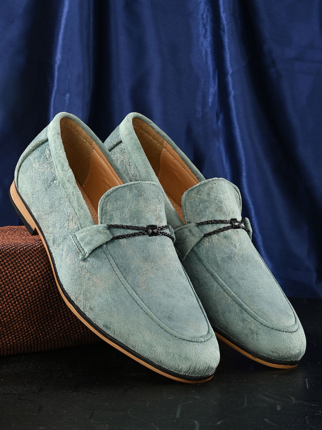 House of Pataudi Men Solid Loafers