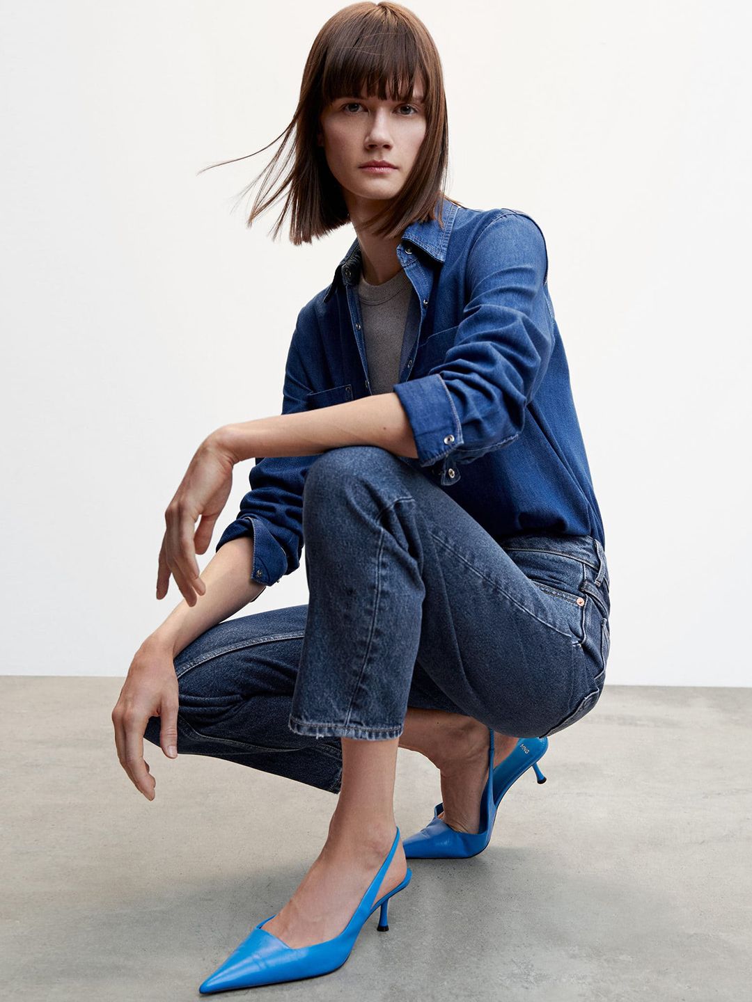Sustainable Pure Cotton Mom Fit High-Rise Cropped Jeans